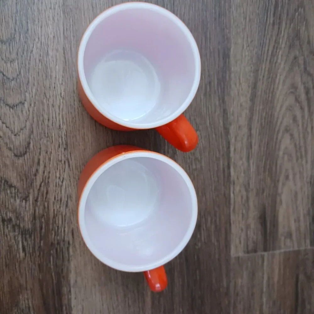 2 Vintage‎ Hazel Atlas Orange Peel Textured Painted Milk Glass Cup Mug Stackable